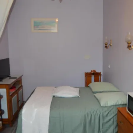 Charentaise Homestay